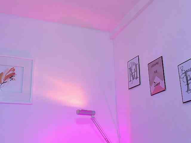 littleeemiily webcam