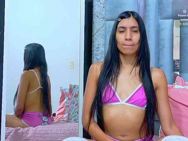 littleeemiily webcam