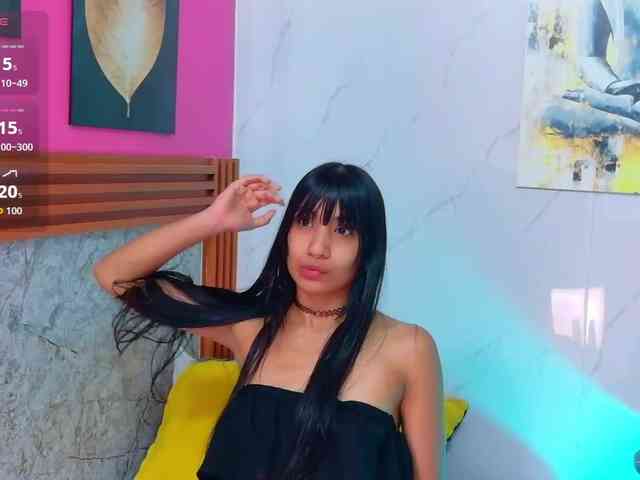 littleeemiily webcam