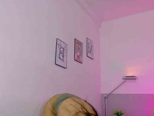 littleeemiily webcam