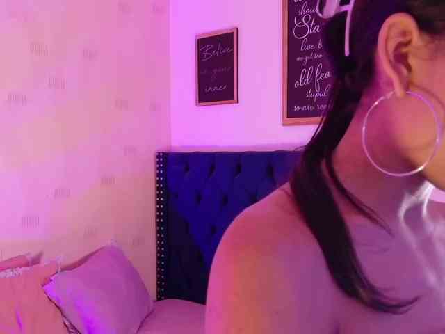littleeemiily webcam