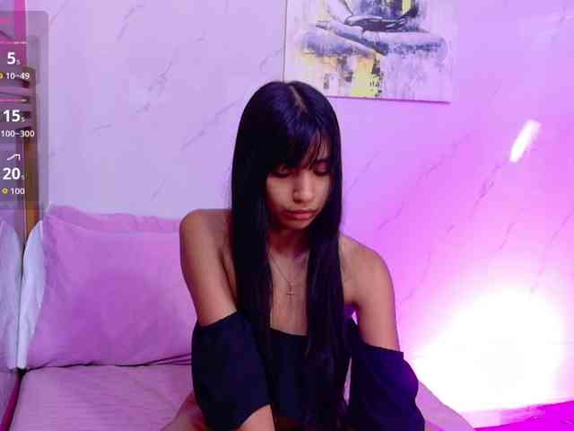 littleeemiily webcam