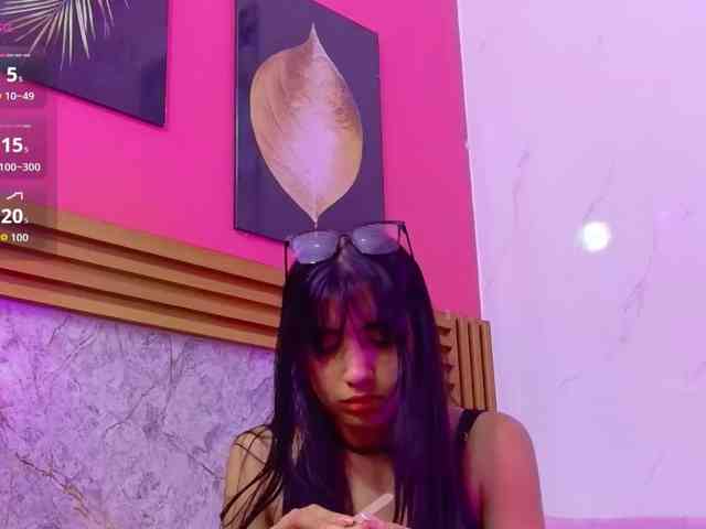littleeemiily webcam