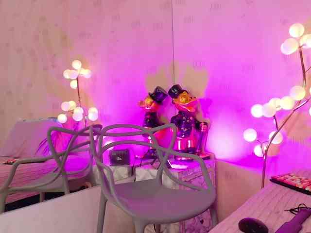 littleeemiily webcam