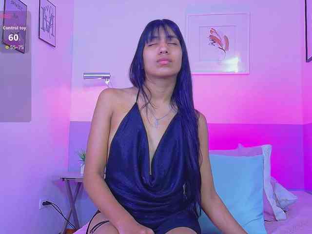 littleeemiily webcam