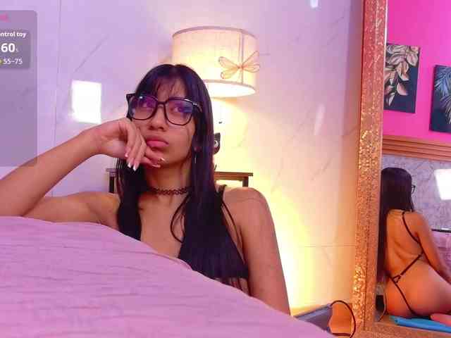 littleeemiily webcam