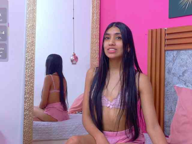 littleeemiily webcam