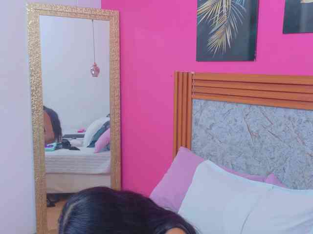 littleeemiily webcam