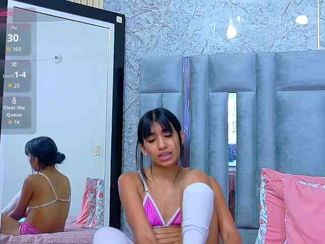 littleeemiily's live room