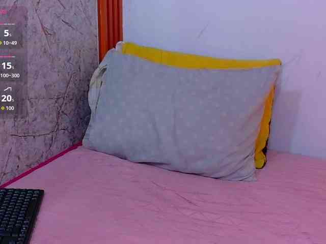 littleeemiily webcam