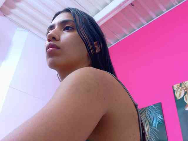 littleeemiily webcam