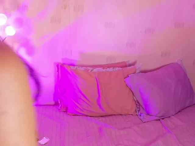 littleeemiily webcam