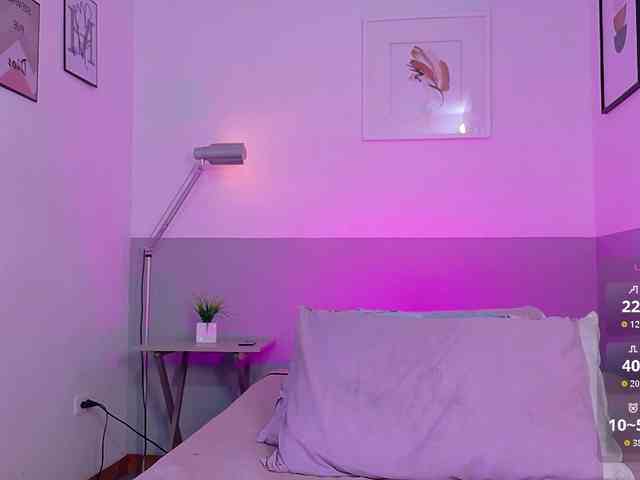 littleeemiily webcam