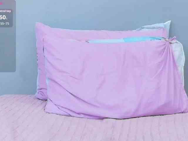 littleeemiily webcam