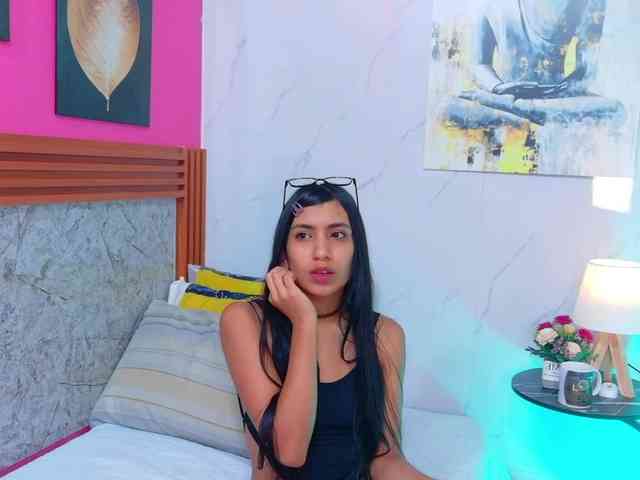 littleeemiily webcam