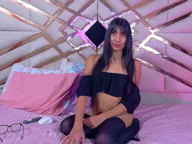 littleeemiily webcam