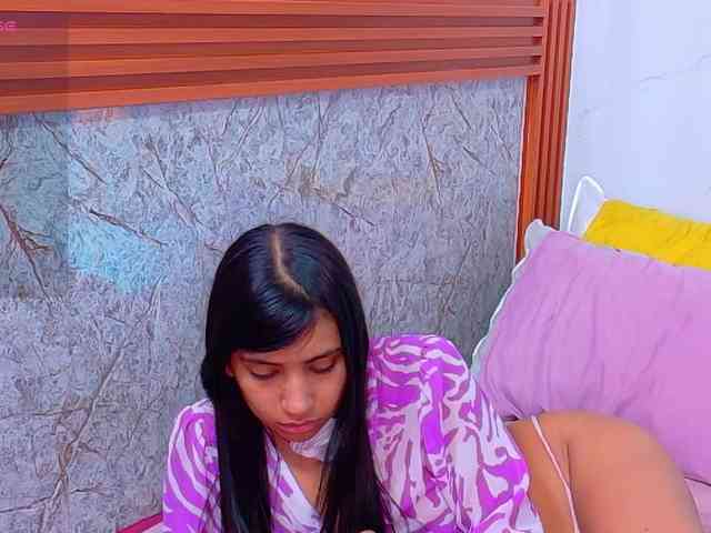 littleeemiily webcam