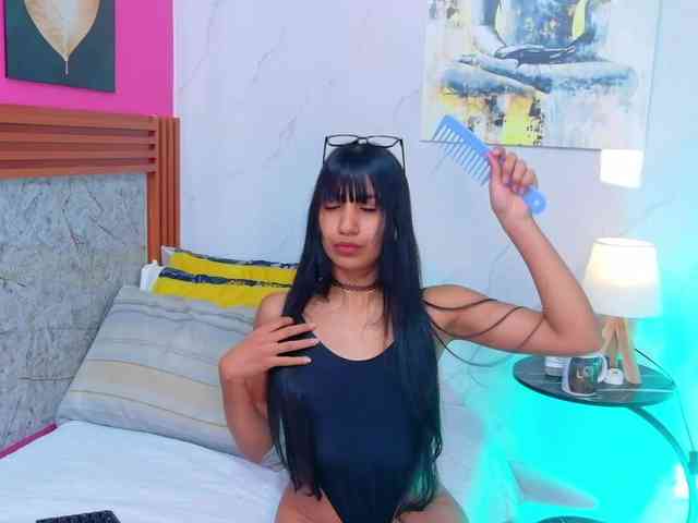 littleeemiily webcam