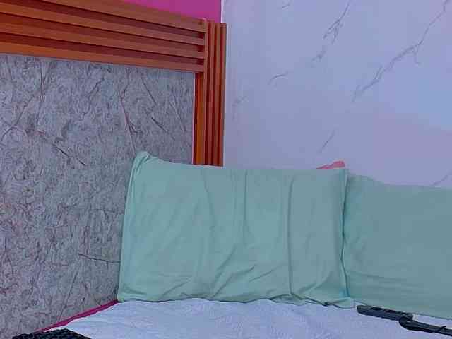 littleeemiily webcam