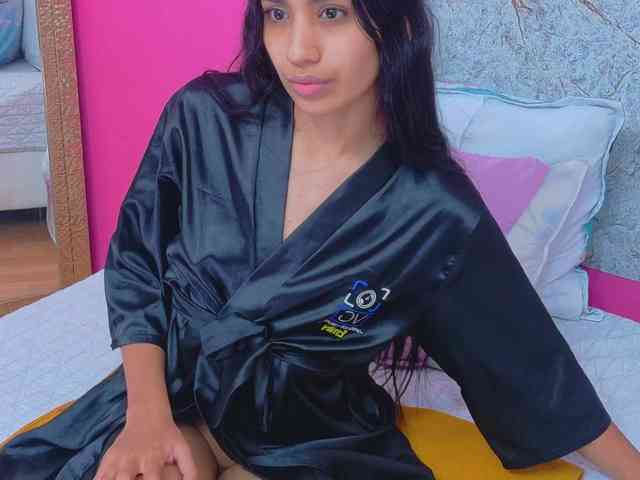 littleeemiily webcam