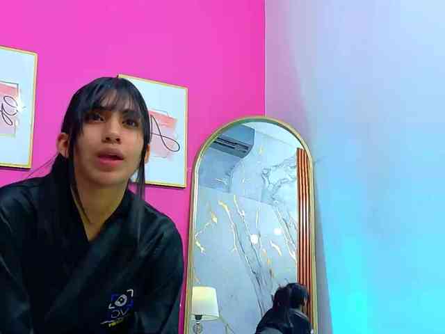 littleeemiily webcam