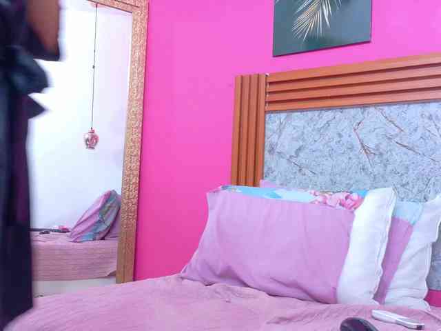 littleeemiily webcam