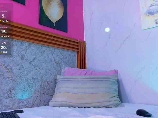 littleeemiily webcam