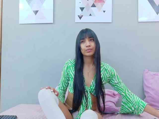 littleeemiily webcam