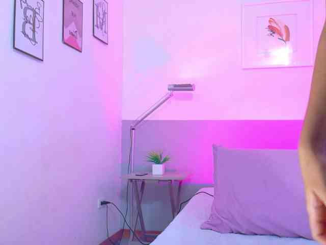 littleeemiily webcam