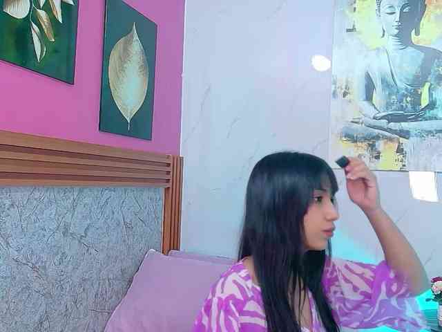 littleeemiily webcam
