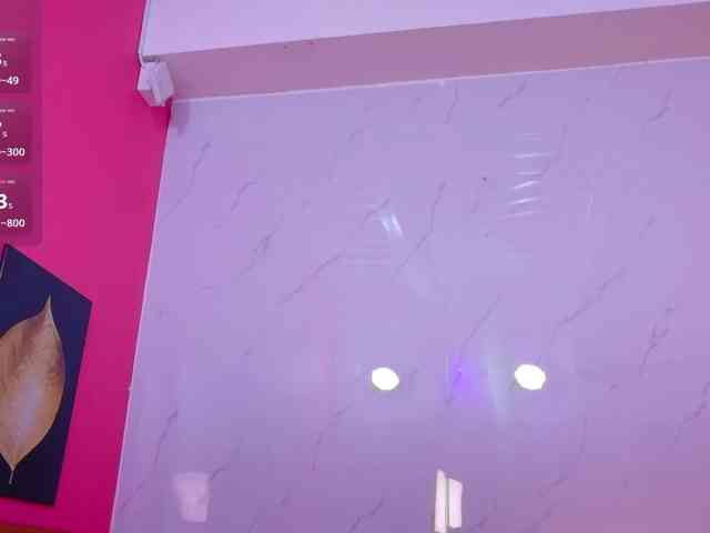 littleeemiily webcam