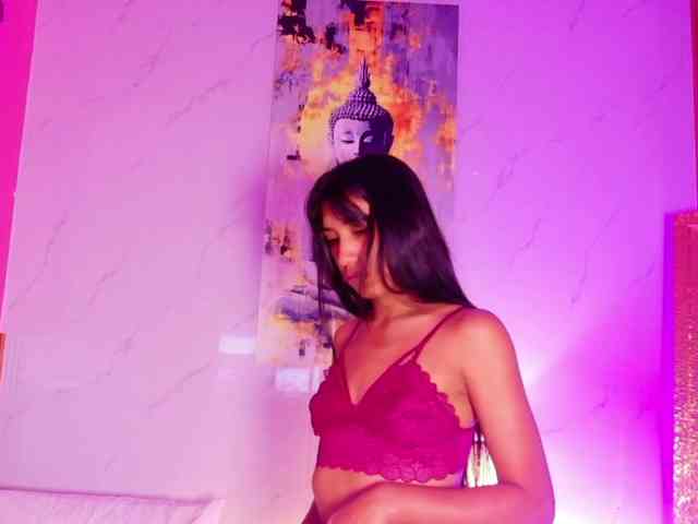littleeemiily webcam