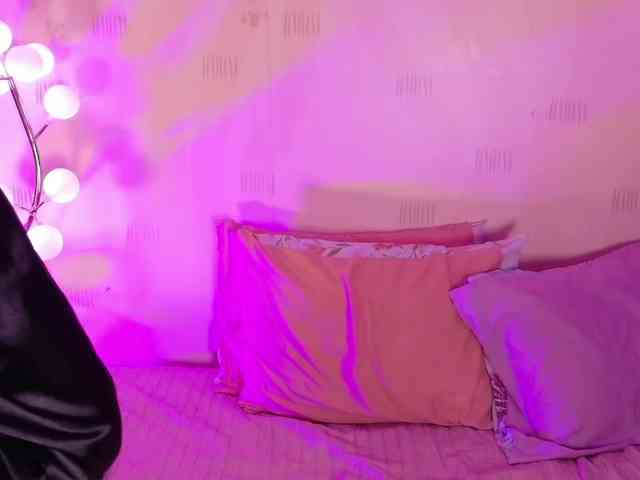 littleeemiily webcam