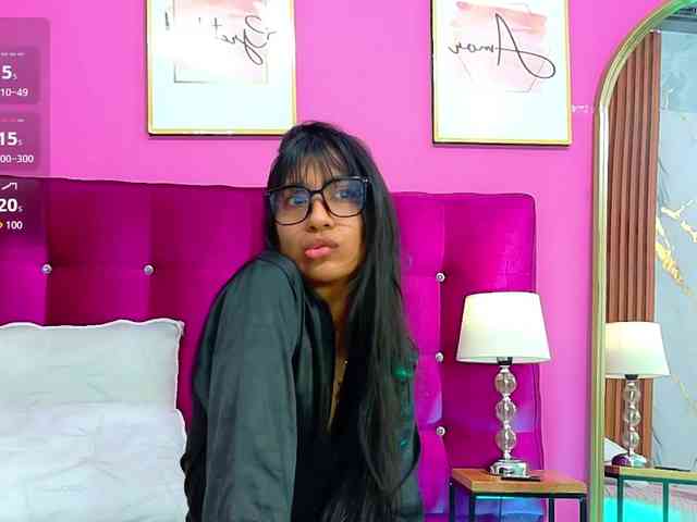 littleeemiily webcam