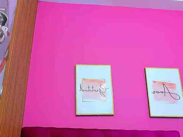 littleeemiily webcam