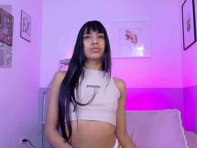 littleeemiily webcam