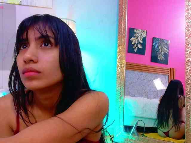 littleeemiily webcam