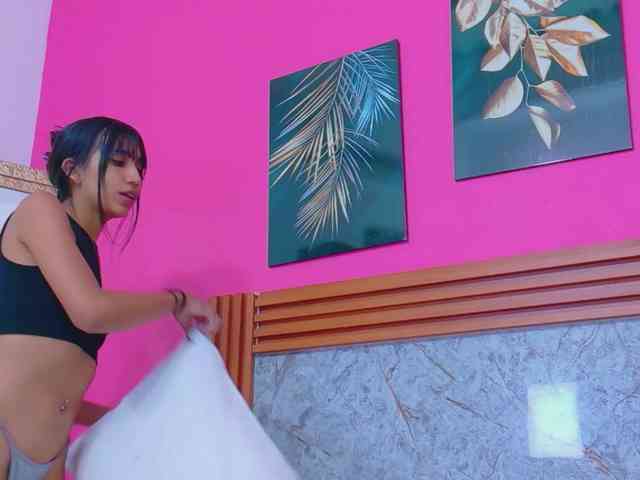littleeemiily webcam