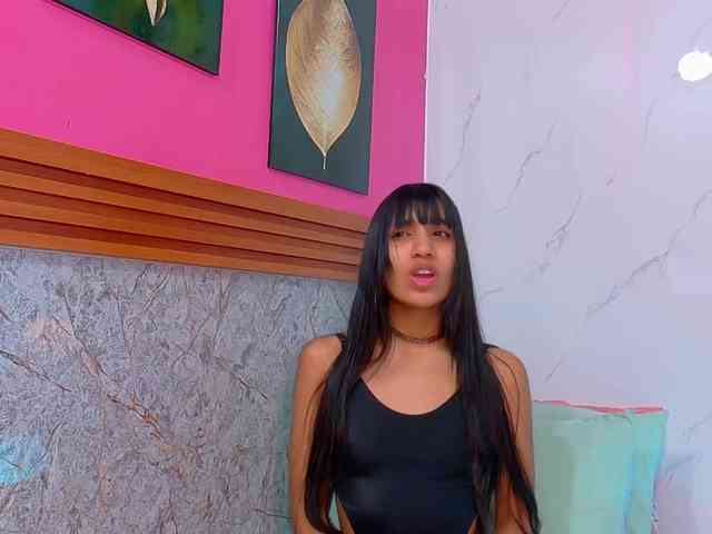 littleeemiily webcam