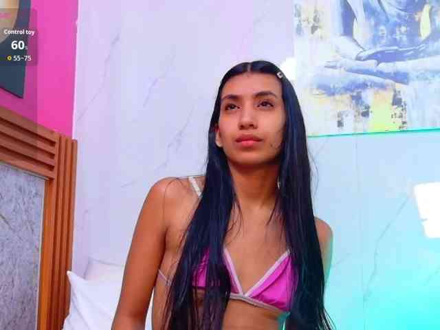 littleeemiily webcam