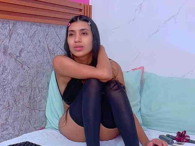 littleeemiily webcam