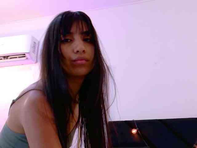 littleeemiily webcam
