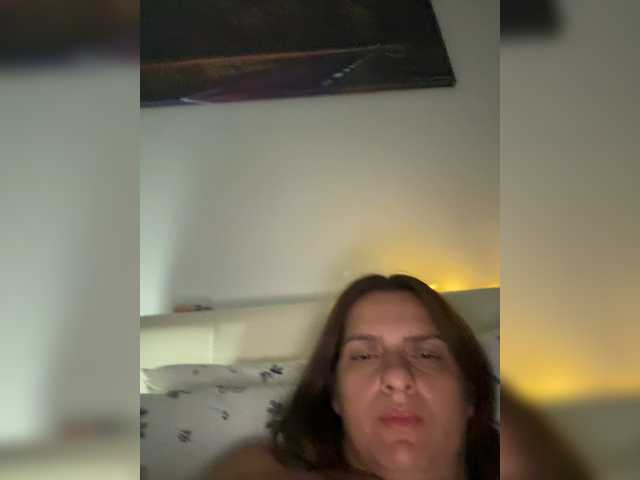 ReveMignoneX live cam preview