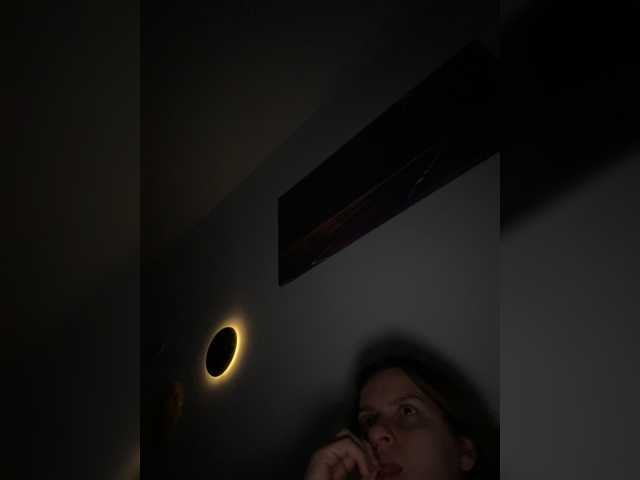 ReveMignoneX live cam preview
