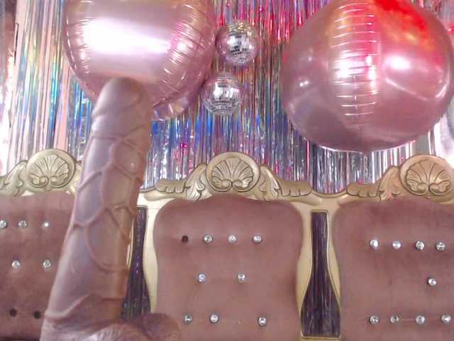 Badmommmy's BongaCams show and profile