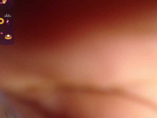 Badmommmy live cam on BongaCams
