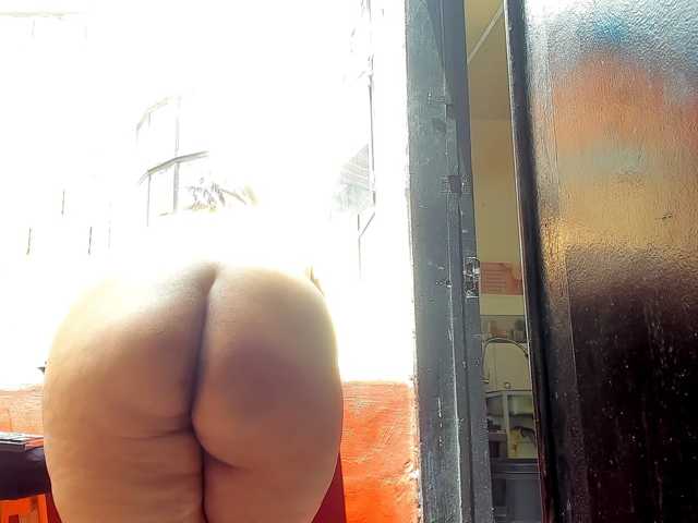 RachelleWoods69 live cam preview
