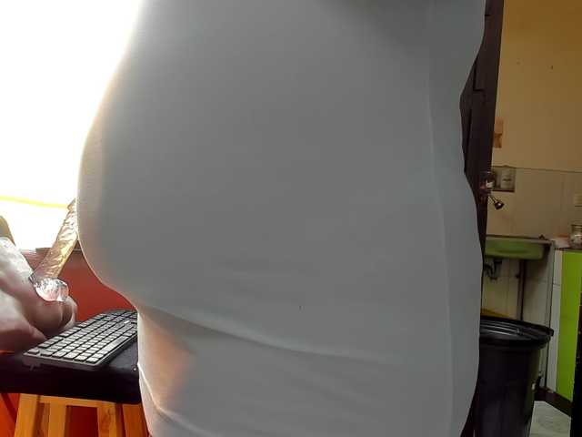 RachelleWoods69 live cam preview