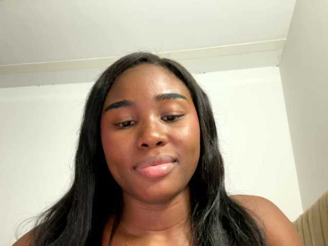 Sara_muscle live cam preview