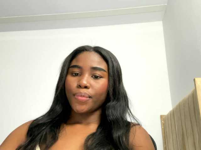 Girlstrong live webcam show